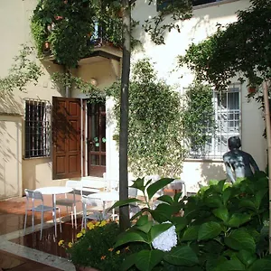 Casa Dei Poeti Mantova